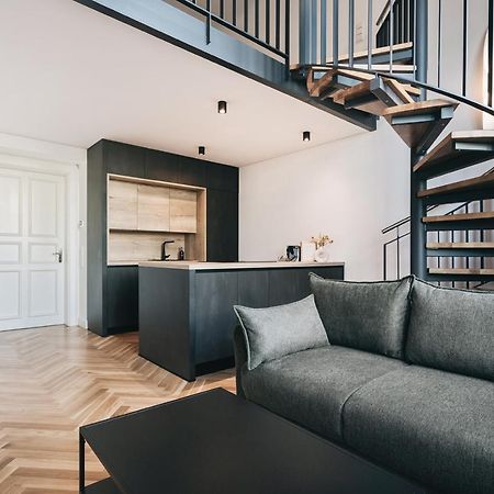 Tip! Modernes 90 Qm City-Apartment Mit Stil & Komfort In Toplage Dresden Buitenkant foto