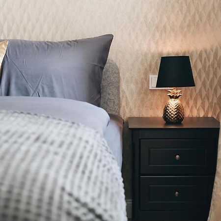 Tip! Modernes 90 Qm City-Apartment Mit Stil & Komfort In Toplage Dresden Buitenkant foto